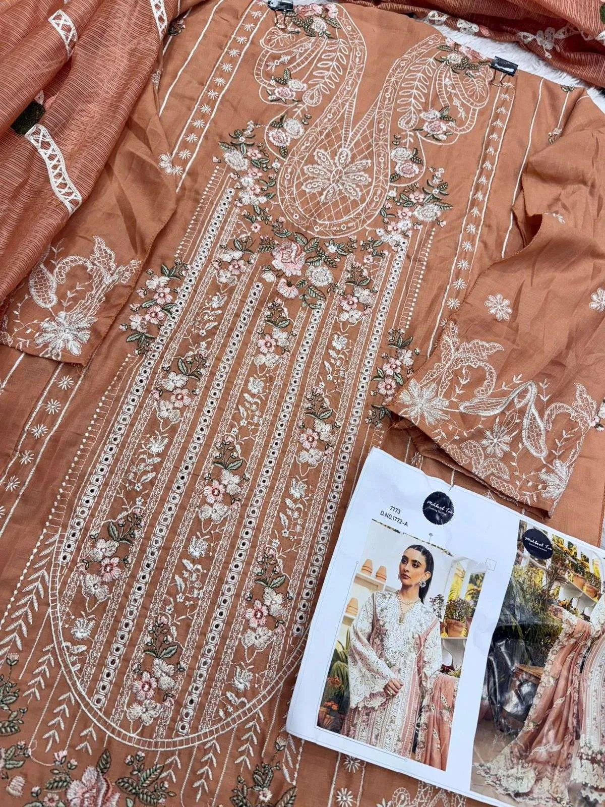 Mehboob Tex Design No – 1772