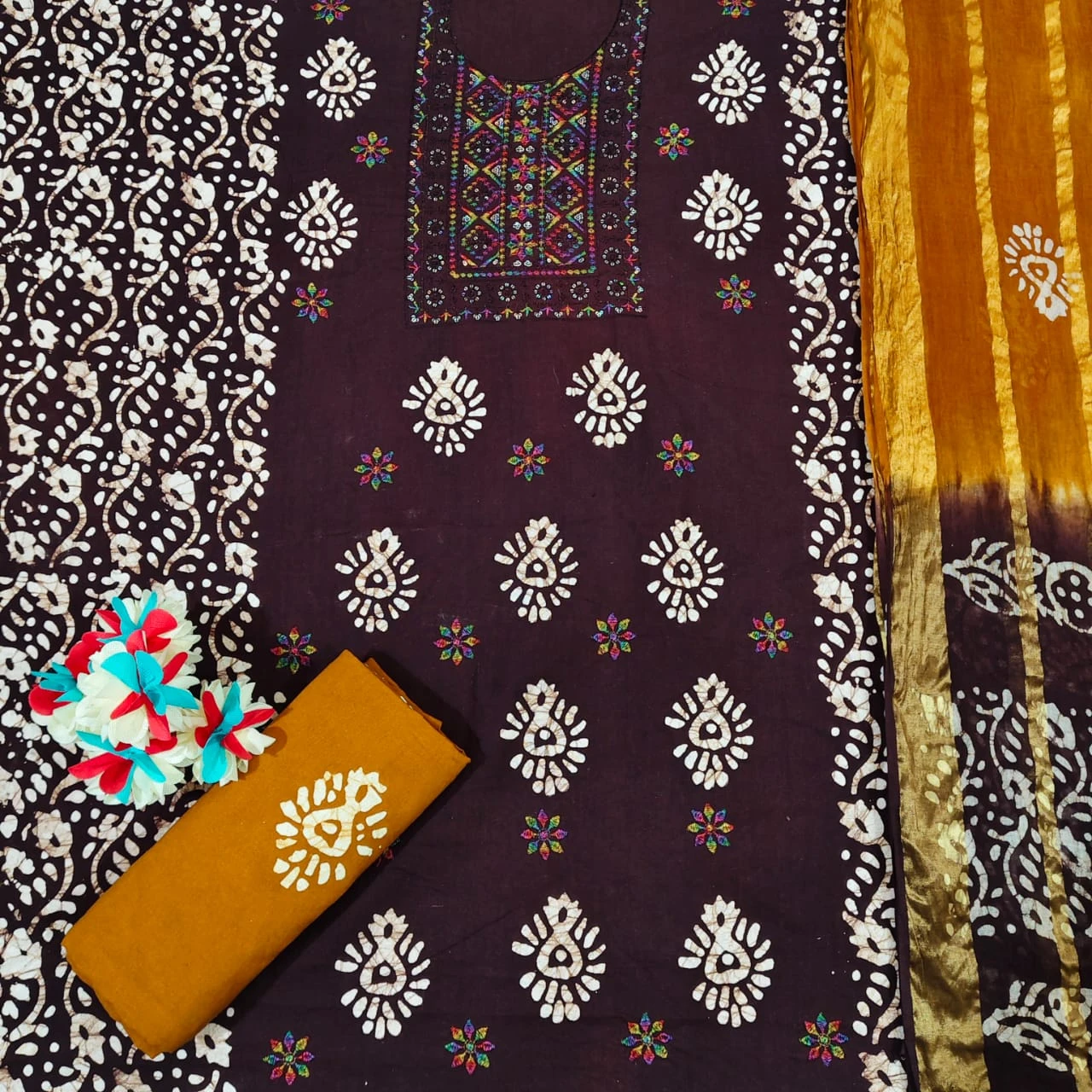 Nemi Wax Batik With Sequence Work - Image 7