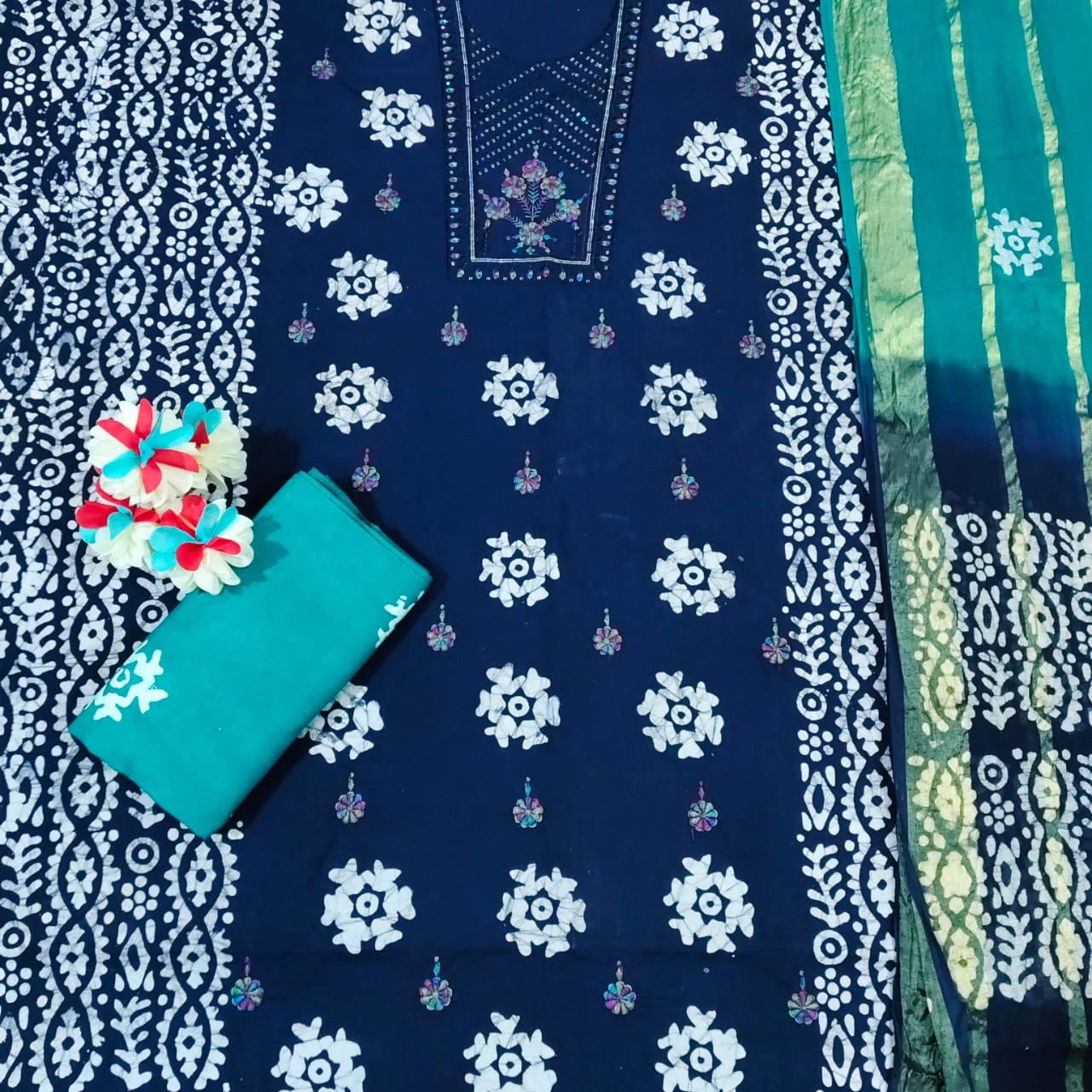 Nemi Wax Batik With Sequence Work - Image 8