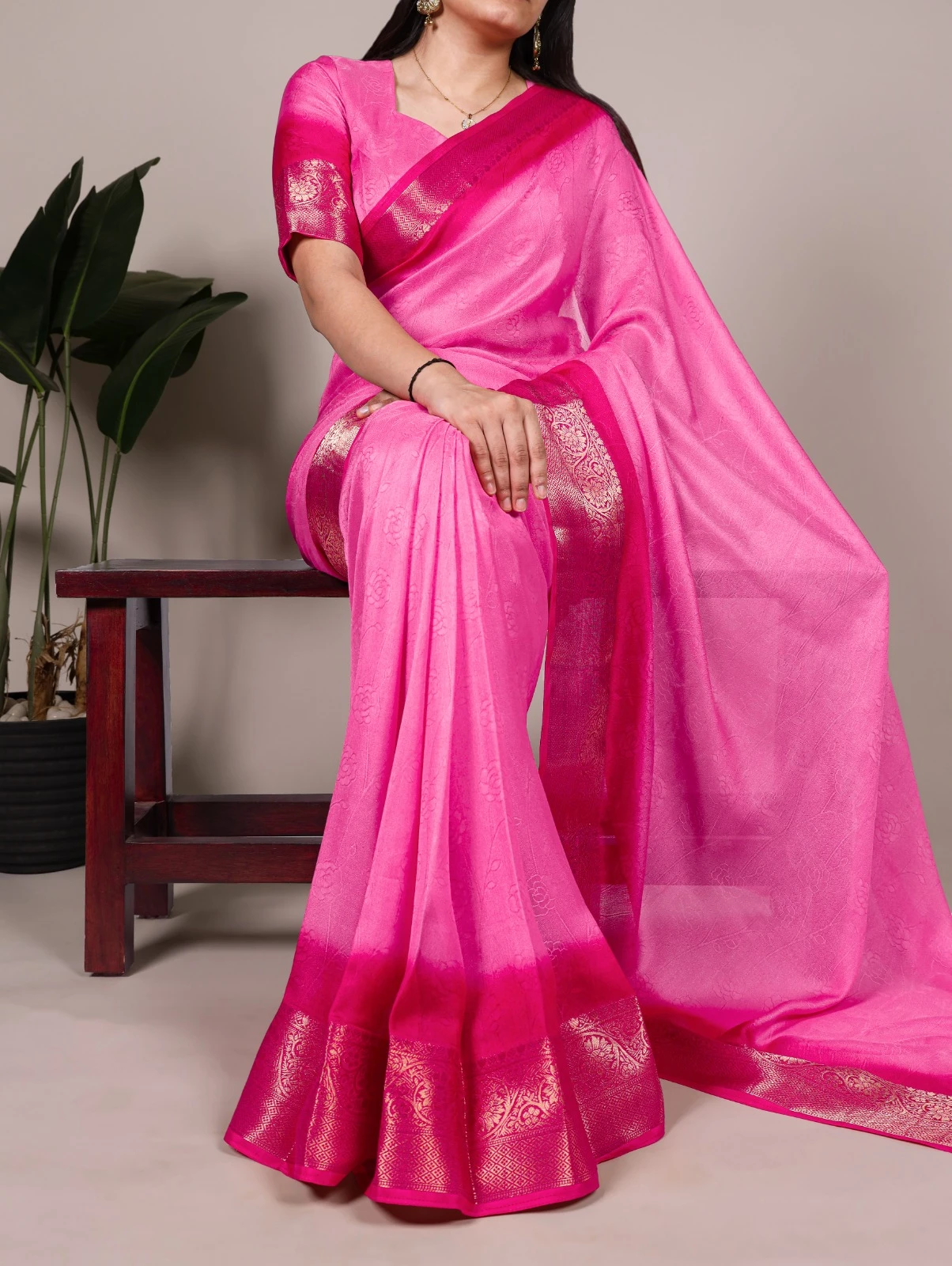 Taraa L 7910 Marsh Mello Zari Worked Plain Saree Collection - Image 3