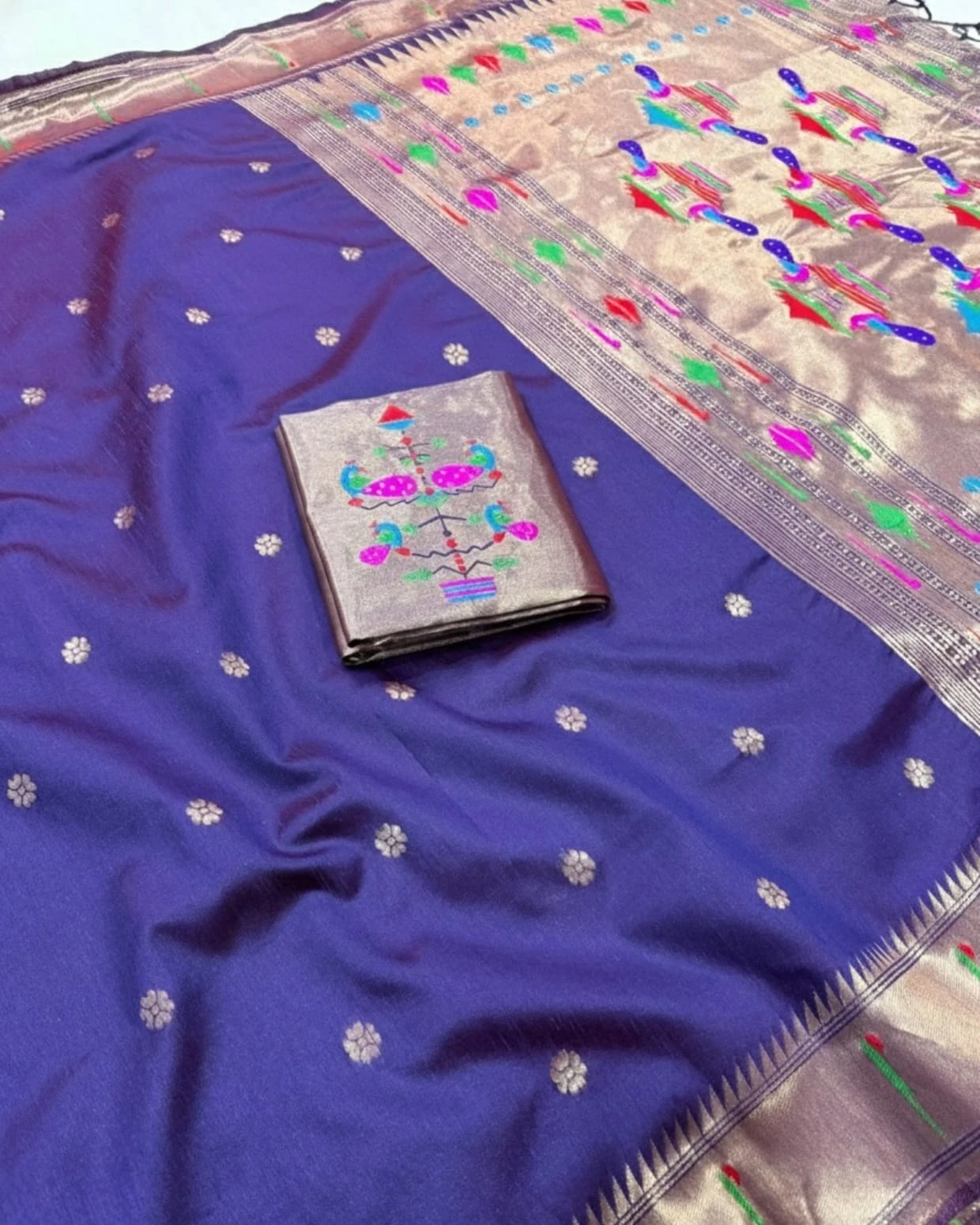 Vt 6084 T Khadi Row Silk Zari Weaving Saree Collection - Image 15