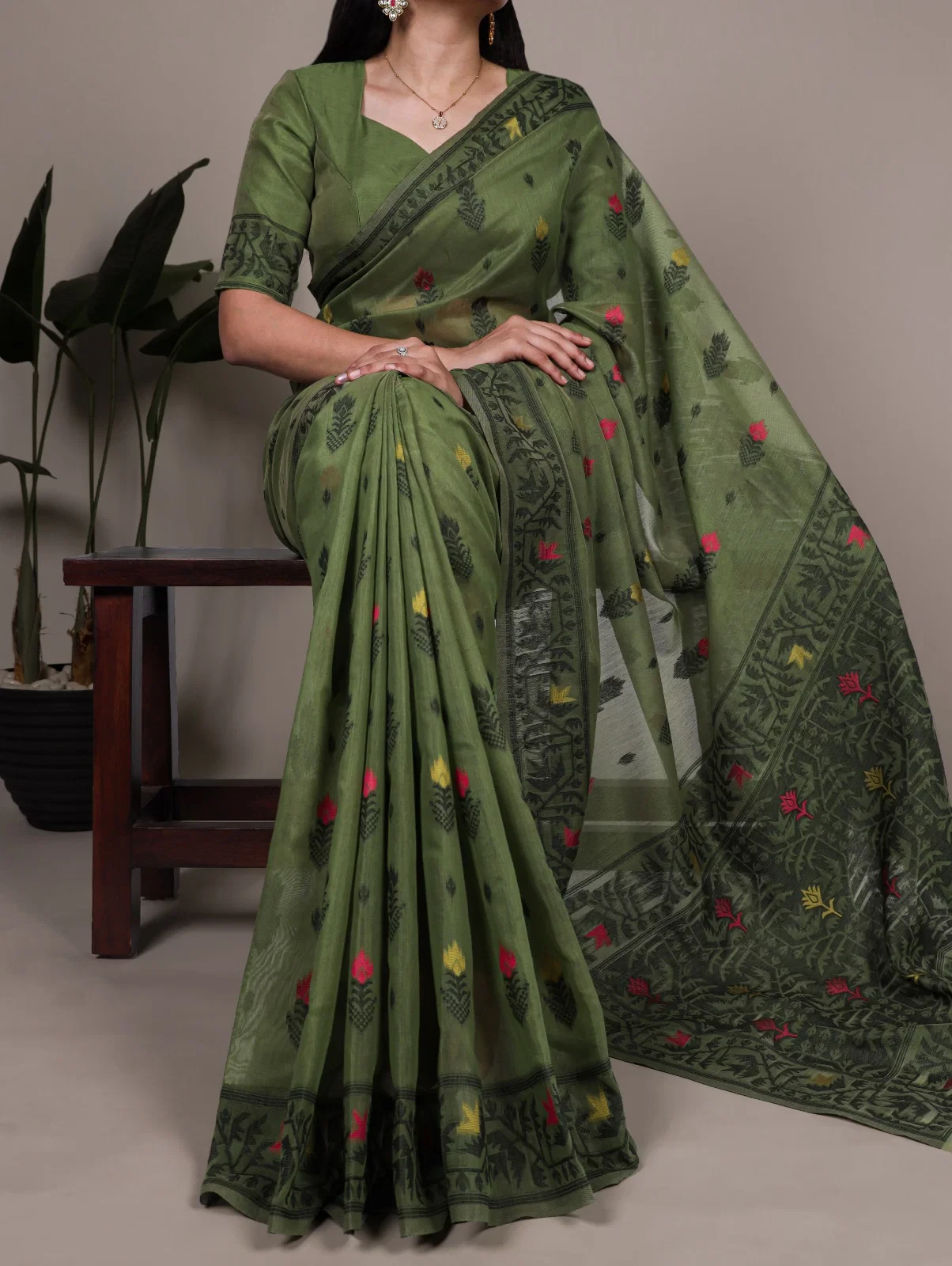 Taraa L 7415 Poly Cotton Thread Weaving Saree Collection - Image 11