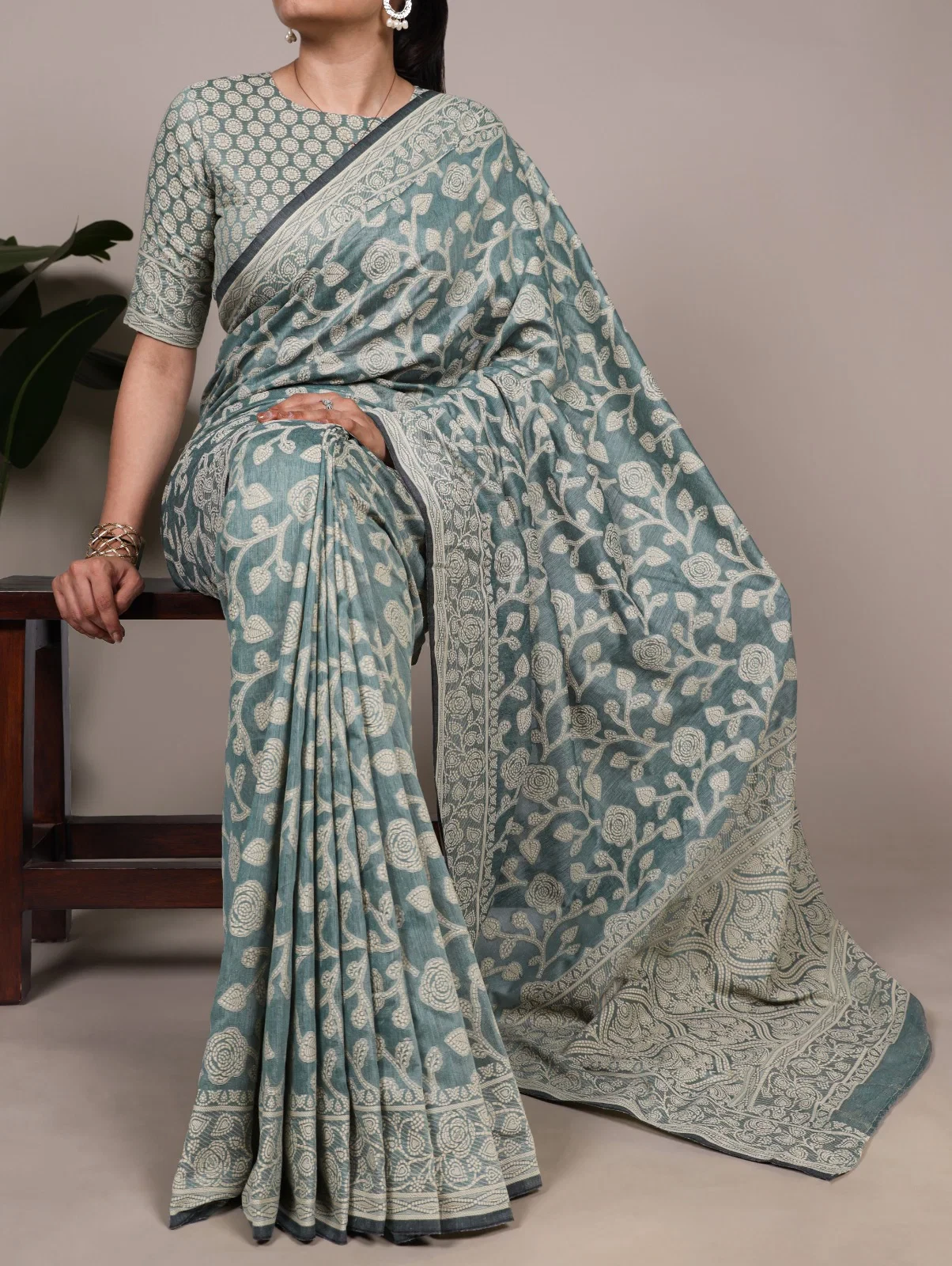 Taraa L 8004 Cotton Silk Flower Printed Fancy Saree Collection